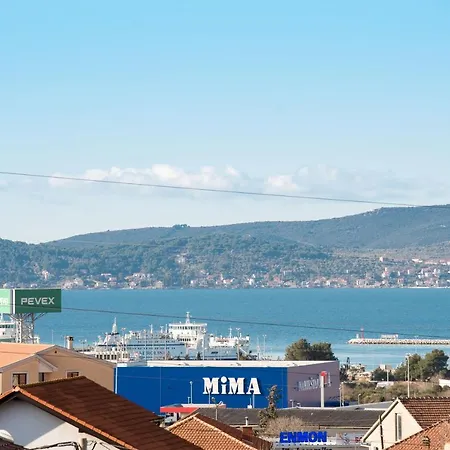 Apartment Aurora Zadar