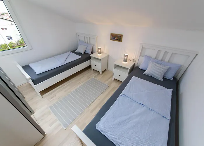 דירה Aurora זאדאר